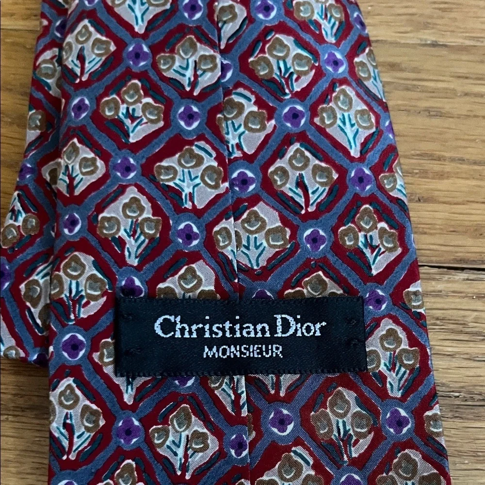 Dior Elegant Burgundy and Blue Geometric Tie